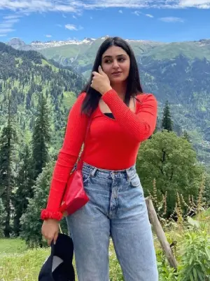 Riya Yadav 25 Years Old Teen Escort